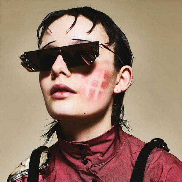 luxury rivets metal sunglasses for women 2021 frameless fashion sunglasses men square shade sun glasses punk eyewear nrdxr, White;black
luxury rivets metal sunglasses for women 2021 frameless fashion sunglasses men square shade sun glasses punk eyewear nrdxr, White;black