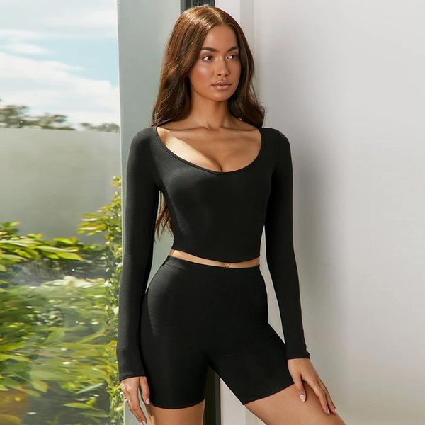yoga outfit set solid color round neck long-sleeved base coat fitness clothes women's sports seamless motorcycle shorts
yoga outfit set solid color round neck long-sleeved base coat fitness clothes women's sports seamless motorcycle shorts
