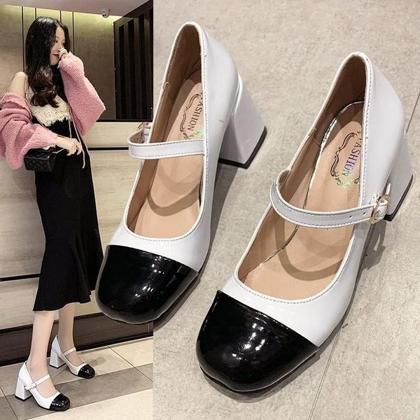 dress shoes 2021 spring and autumn korean comfortable versatile round head french retro thick heel shallow mouth one button single shoe, Black
dress shoes 2021 spring and autumn korean comfortable versatile round head french retro thick heel shallow mouth one button single shoe, Black