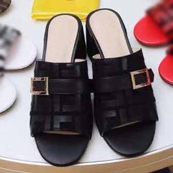 fashion designer slippers ladies sandals slippers, metal buckle leather high heels non-slip wear-resistant 35-43 yard belt box, Black
fashion designer slippers ladies sandals slippers, metal buckle leather high heels non-slip wear-resistant 35-43 yard belt box, Black