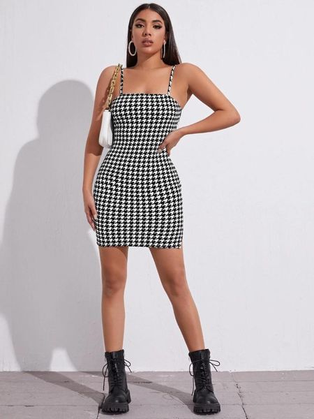 casual dresses retro plaid summer ladies thin shoulder strap open back tight mini dress party short fashion sling split, Black;gray
casual dresses retro plaid summer ladies thin shoulder strap open back tight mini dress party short fashion sling split, Black;gray