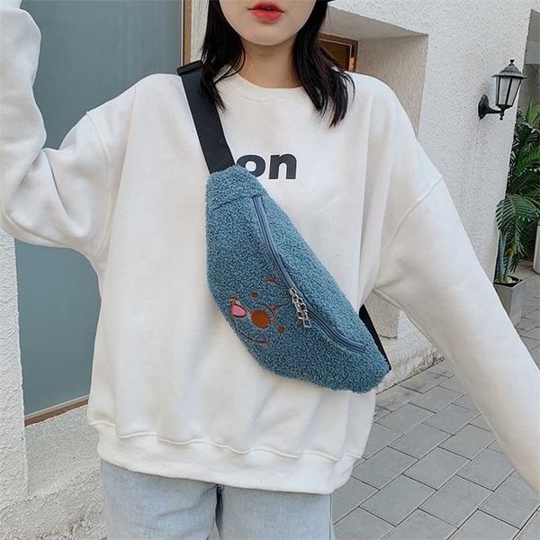 winter plush woman fanny pack large-capacity casual chest bags fashion velvet crossbody luxury female designer waist 211214
winter plush woman fanny pack large-capacity casual chest bags fashion velvet crossbody luxury female designer waist 211214