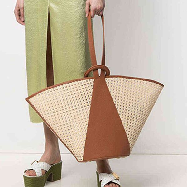 shopping bags hollow straw women handbags splice pu leather shoulder large capacity weaving 's bag summer beach totes for 220301 
shopping bags hollow straw women handbags splice pu leather shoulder large capacity weaving 's bag summer beach totes for 220301