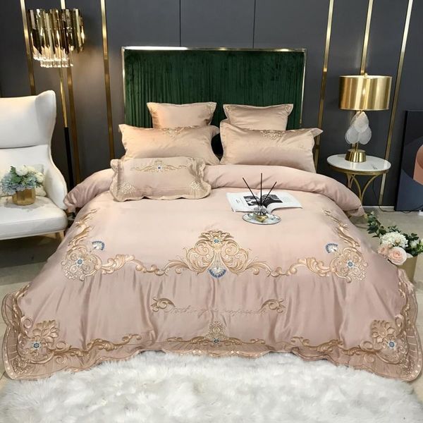 chic embroidery duvet cover fitted bed sheet linen pillowcase king size 4pcs solid silk/cotton bedding sets home textile
chic embroidery duvet cover fitted bed sheet linen pillowcase king size 4pcs solid silk/cotton bedding sets home textile