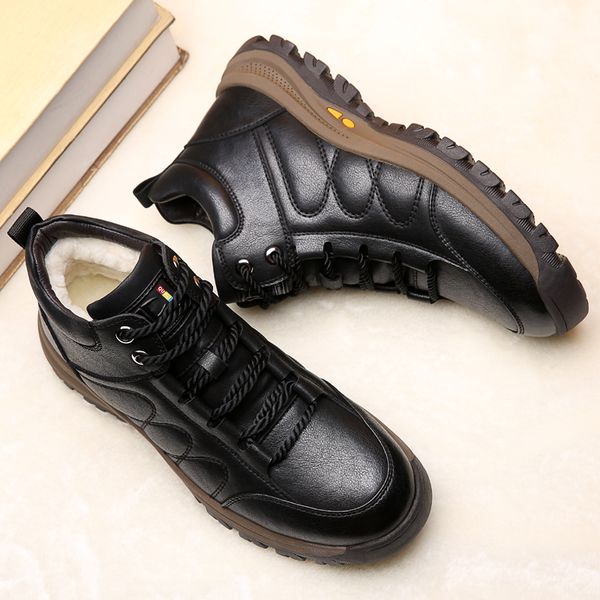 men warm snow boots soft bottom wool winter short boots outside casual leather handmade sneakers daddy shoes, Black;white
men warm snow boots soft bottom wool winter short boots outside casual leather handmade sneakers daddy shoes, Black;white