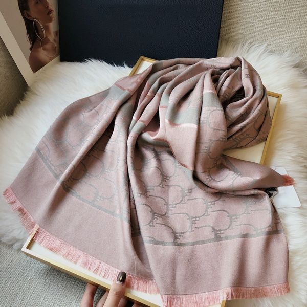 selling high-quality classic women's scarf fashionable scarves shawls high-end brand winter warm scarfs 180*70cm gift box, Blue;gray
selling high-quality classic women's scarf fashionable scarves shawls high-end brand winter warm scarfs 180*70cm gift box, Blue;gray