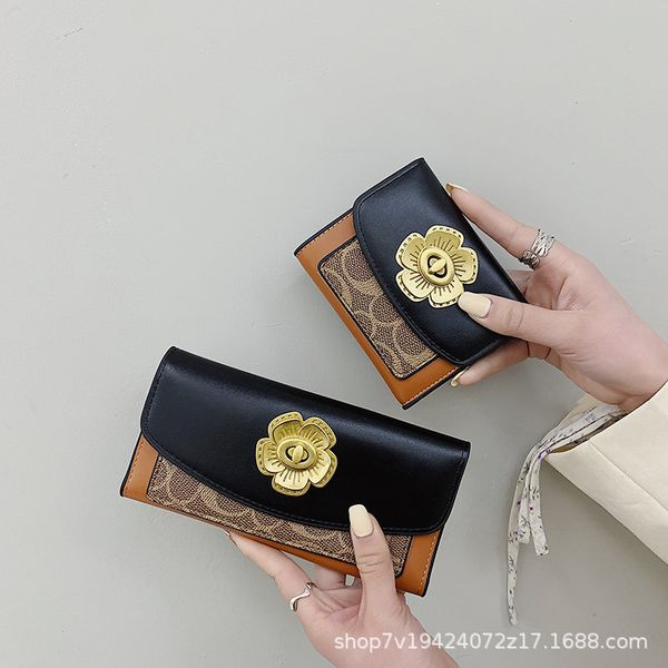 2021 spring new women's urban simple long wallet korean fashion handbag mobile phone bag, Red;black
2021 spring new women's urban simple long wallet korean fashion handbag mobile phone bag, Red;black