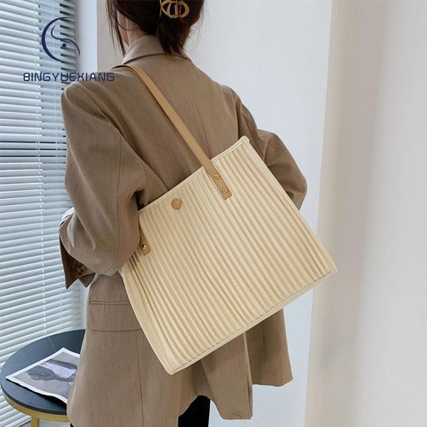 evening bags 2021 luxury designer leather ladies shoulder bag panelled design women travel fashion women's tote bolsos
evening bags 2021 luxury designer leather ladies shoulder bag panelled design women travel fashion women's tote bolsos