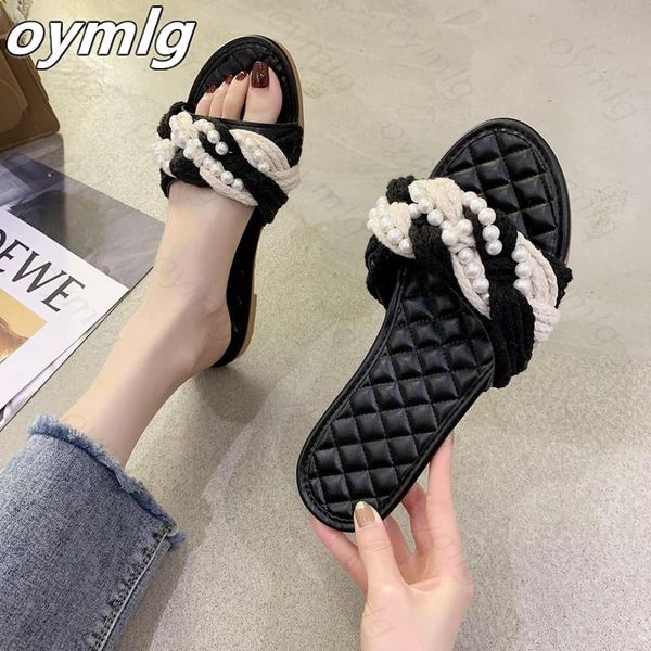 2021 summer women trend weaving pearl flip flop sandals girls beach open toed luxury designer casual soft flats slipper, Black
2021 summer women trend weaving pearl flip flop sandals girls beach open toed luxury designer casual soft flats slipper, Black