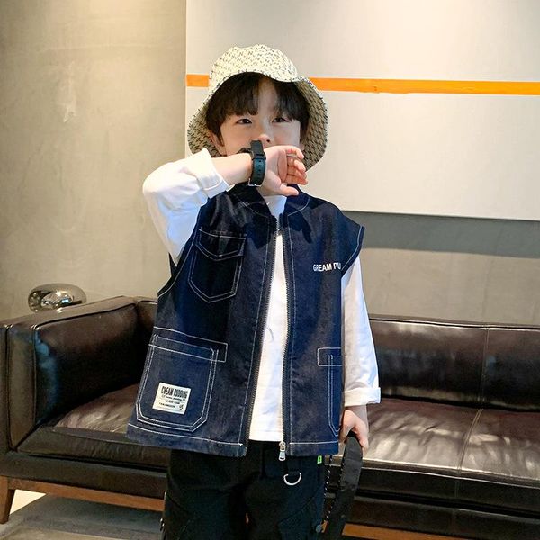 waistcoat boys' cowboy vest children's wear 2021 spring and autumn handsome outerwear 1-137, Camo
waistcoat boys' cowboy vest children's wear 2021 spring and autumn handsome outerwear 1-137, Camo