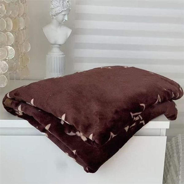 Luxurys Designers Blanket High Quality Travel Home Office Blankets Soft warm Fashion outdoor lovers travel shawl blanket
Luxurys Designers Blanket High Quality Travel Home Office Blankets Soft warm Fashion outdoor lovers travel shawl blanket