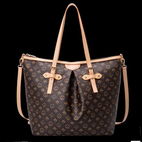 evening bags large-capacity women's bag european and american retro fashion printing one-shoulder tote designer handbag messenger
evening bags large-capacity women's bag european and american retro fashion printing one-shoulder tote designer handbag messenger