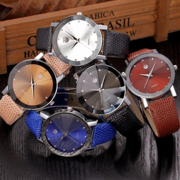 wristwatches mens watches relogio luxury sport quartz wrist watch leather belt clock simple wristwatch 2021 gift masculino xq, Slivery;brown
wristwatches mens watches relogio luxury sport quartz wrist watch leather belt clock simple wristwatch 2021 gift masculino xq, Slivery;brown
