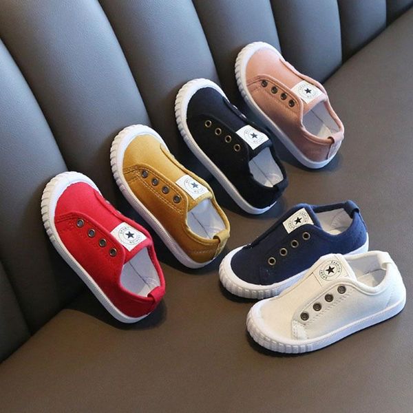 2021 spring auttumn children canvas shoes slip on street style casual student outdoor kids footwear flat children's loafers, Black;red
2021 spring auttumn children canvas shoes slip on street style casual student outdoor kids footwear flat children's loafers, Black;red