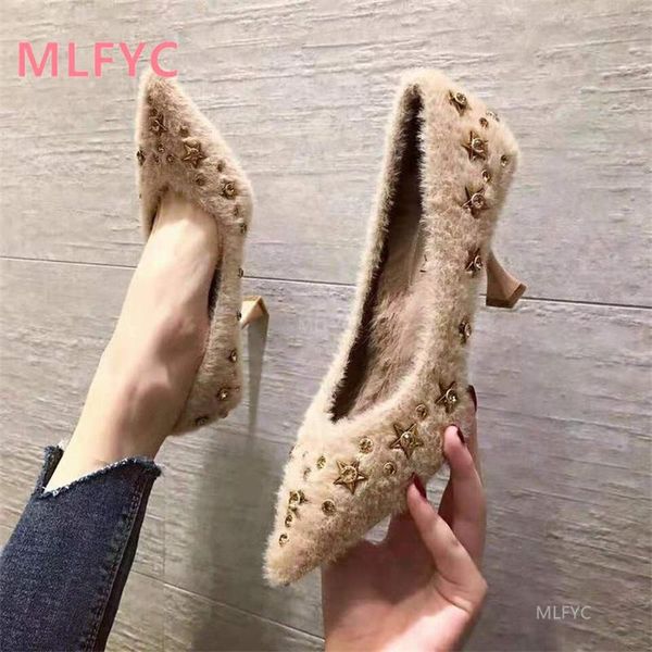 dress shoes large size women's plush rivet pointed stiletto high heels 2021 fall/winter star cat with single 35-43, Black
dress shoes large size women's plush rivet pointed stiletto high heels 2021 fall/winter star cat with single 35-43, Black