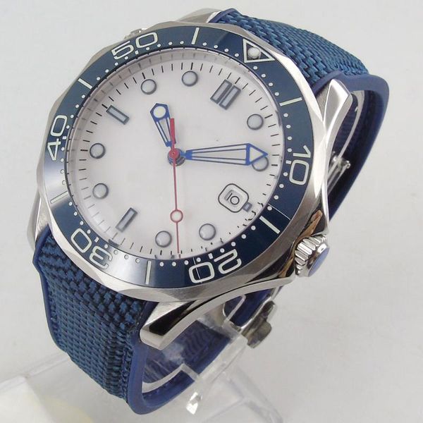 wristwatches automatic men's watch white dial miyota 8215 ceramic bezel date blue rubber screw crown sapphire crystal, Slivery;brown
wristwatches automatic men's watch white dial miyota 8215 ceramic bezel date blue rubber screw crown sapphire crystal, Slivery;brown