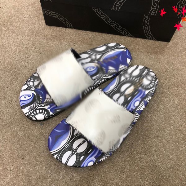 luxurys men slippers designer rubber slides sandal mens designers flat fashion shoes beach flip flops flower with box size 39-45 -g350, Black
luxurys men slippers designer rubber slides sandal mens designers flat fashion shoes beach flip flops flower with box size 39-45 -g350, Black