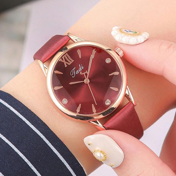 wristwatches jessingshow women simple fashion watches 2021 ladies diamond-studded retro female watch minimalist design belt quartz, Slivery;brown
wristwatches jessingshow women simple fashion watches 2021 ladies diamond-studded retro female watch minimalist design belt quartz, Slivery;brown