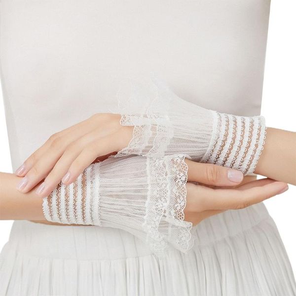 five fingers gloves women detachable arm sleeves pleated cuff mesh lace wrist elastic horn cuffs layered shirt decorated, Blue;gray
five fingers gloves women detachable arm sleeves pleated cuff mesh lace wrist elastic horn cuffs layered shirt decorated, Blue;gray
