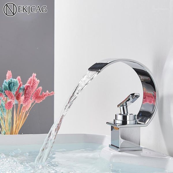 chrome polished bathroom basin faucet single handle cold water mixer taps deck mounted waterfall spout faucet sink faucets1
chrome polished bathroom basin faucet single handle cold water mixer taps deck mounted waterfall spout faucet sink faucets1