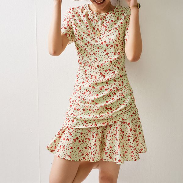 2021 new floral impresso feminina mini vestido das senhoras manga curta o pescoo plissado vestidos curtos para a festa de frias 1mab, Black;gray
2021 new floral impresso feminina mini vestido das senhoras manga curta o pescoo plissado vestidos curtos para a festa de frias 1mab, Black;gray