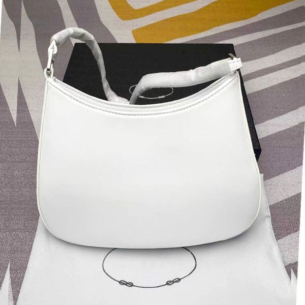 70% off design high end luxury leather cleo shoulder lady elegant temperament hand fashion versatile armpit half moon bag sprq
70% off design high end luxury leather cleo shoulder lady elegant temperament hand fashion versatile armpit half moon bag sprq