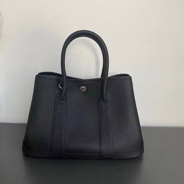 2021 shopping bag lychee layer suede leather cowhide garden leather plate handbag luxury handbag women bag designer
2021 shopping bag lychee layer suede leather cowhide garden leather plate handbag luxury handbag women bag designer