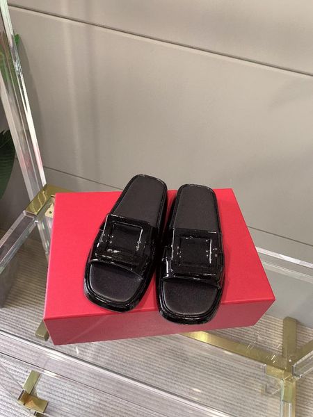 sandals summer luxury flat buckle 2021 brand designer ladies shoes fashion slideshow women's 35-39 size dust bag with box, Black
sandals summer luxury flat buckle 2021 brand designer ladies shoes fashion slideshow women's 35-39 size dust bag with box, Black