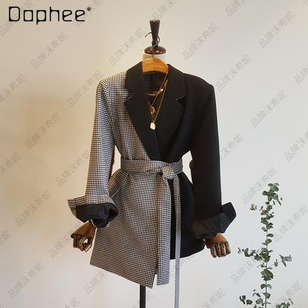 2021 spring and autumn retro plaid stitching small suit women's irregular lace up waist-tight suit jacket ins blazer coat, White;black
2021 spring and autumn retro plaid stitching small suit women's irregular lace up waist-tight suit jacket ins blazer coat, White;black