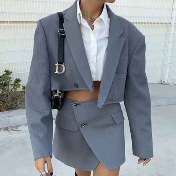 2021 autumn new fashions female long sleeve short velvet blazer high waist jacket skirt two pieces joint g8vs, Black;gray
2021 autumn new fashions female long sleeve short velvet blazer high waist jacket skirt two pieces joint g8vs, Black;gray