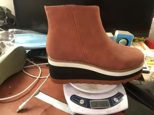 boots 2021 fall women ankle soild color side zipper ladies casual wedges low round toe casial all match woman booties, Black
boots 2021 fall women ankle soild color side zipper ladies casual wedges low round toe casial all match woman booties, Black