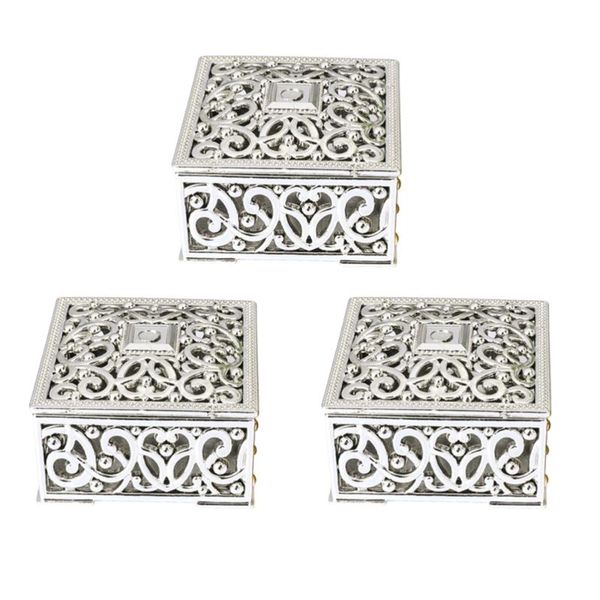 24pcs hollow out flower pattern gift boxes square mini candy boxes packaging case party favors (golden)
24pcs hollow out flower pattern gift boxes square mini candy boxes packaging case party favors (golden)