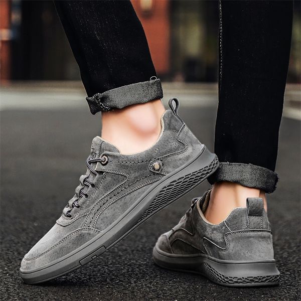 men's leather casual shoes flats brand spring fashion sneakers krasovki 220309, Black
men's leather casual shoes flats brand spring fashion sneakers krasovki 220309, Black