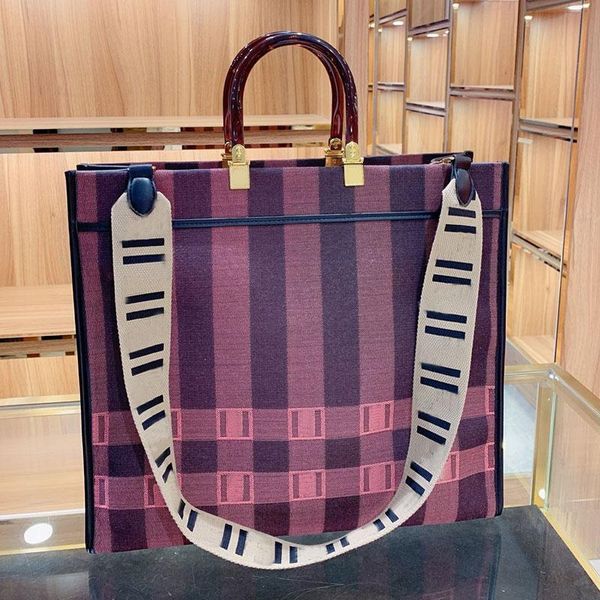 handbag designer handbags women luxurys designers bags 2021 deauville tote zhouzhoubao123 crossbody bag large capacity package
handbag designer handbags women luxurys designers bags 2021 deauville tote zhouzhoubao123 crossbody bag large capacity package
