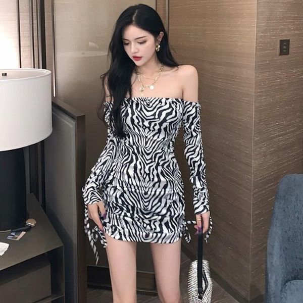 casual dresses club slash neck high waist bandage bodycon dress women clothing zebra pattern long sleeve off shoulder party mini-dresse, Black;gray
casual dresses club slash neck high waist bandage bodycon dress women clothing zebra pattern long sleeve off shoulder party mini-dresse, Black;gray