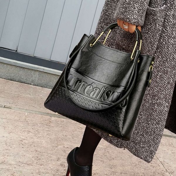 fashion bag 2021 letter bucket women's messenger large capacity one shoulder hand
fashion bag 2021 letter bucket women's messenger large capacity one shoulder hand