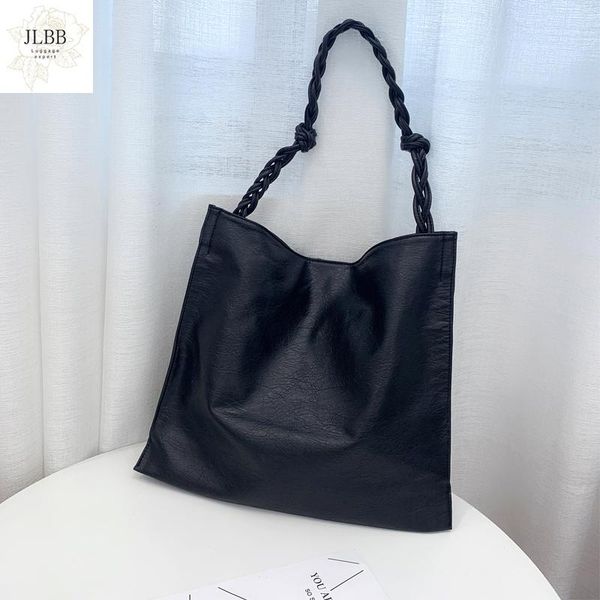 casual woven women handbag large capacity pu leather women's big totes female shoulder bags black bucket bags bolsas femininas
casual woven women handbag large capacity pu leather women's big totes female shoulder bags black bucket bags bolsas femininas