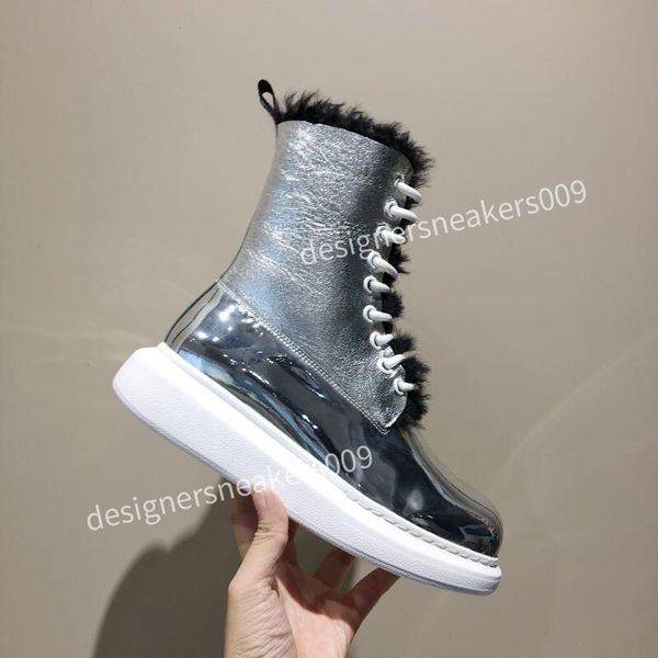 2021 martin desert australia motocycle booties fahsion boots platform men women winter boots arrow 100% real leather flamingos chunky heel, Black
2021 martin desert australia motocycle booties fahsion boots platform men women winter boots arrow 100% real leather flamingos chunky heel, Black