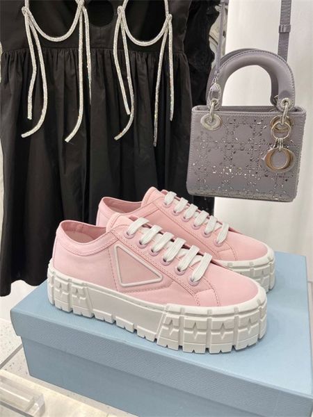 prad men women platform shoes black white pink grey green beige mens fashion sneakers casual shoe jogging walking, Red;white
prad men women platform shoes black white pink grey green beige mens fashion sneakers casual shoe jogging walking, Red;white