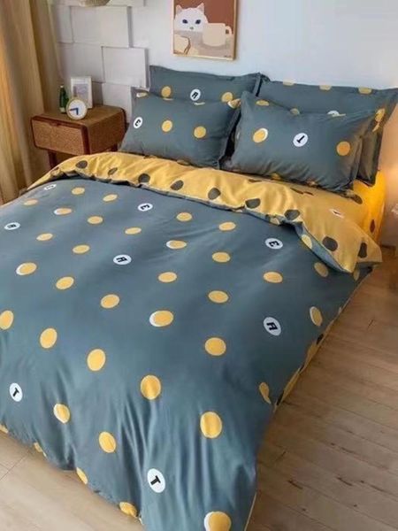 bedding sets selling long staple cotton four piece set autumn winter thickened frosted gift
bedding sets selling long staple cotton four piece set autumn winter thickened frosted gift