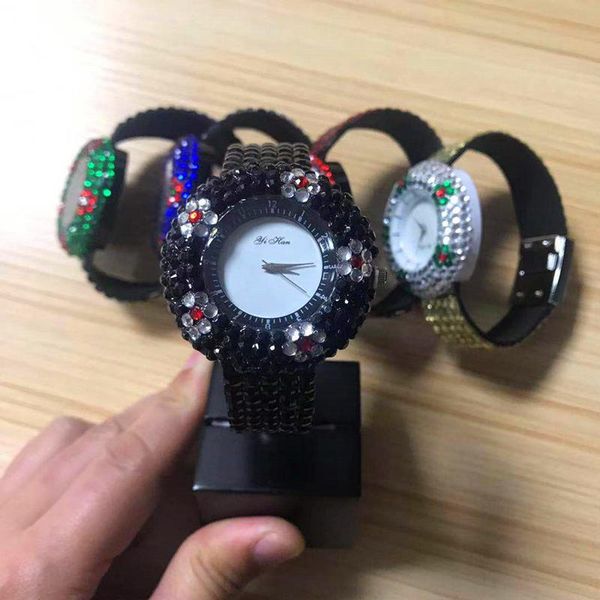 wristwatches 2021 brand women's ladies and girls fashion quartz watch cool diamond case strap student electronic, Slivery;brown
wristwatches 2021 brand women's ladies and girls fashion quartz watch cool diamond case strap student electronic, Slivery;brown