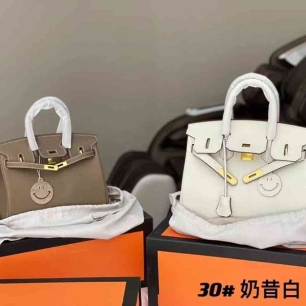 luxury designer bags hber women head leather platinum lychee grain slung portable hand
luxury designer bags hber women head leather platinum lychee grain slung portable hand