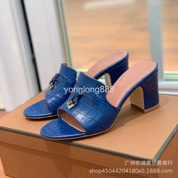 slippers 22 summer casual one-line thick heel high-heeled slippers solid color tassel lock embossed cowhide women's shoes, Black
slippers 22 summer casual one-line thick heel high-heeled slippers solid color tassel lock embossed cowhide women's shoes, Black