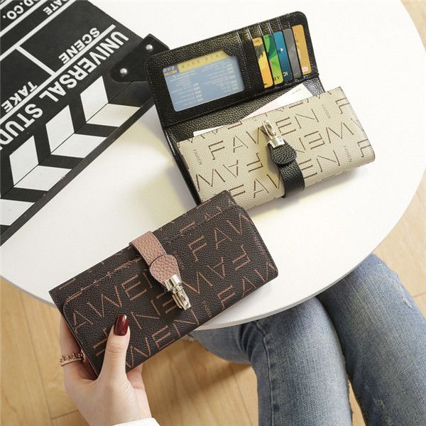 hbp new fashion leather buckle wallet women's long large capacity multi-function mobile phone leather wallet handbag
hbp new fashion leather buckle wallet women's long large capacity multi-function mobile phone leather wallet handbag