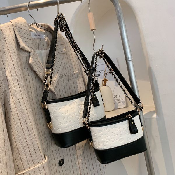 daily bag western style chain bag 2021 new trendy fashion trending womens bag retro shoulder messenger womens all-match hobo
daily bag western style chain bag 2021 new trendy fashion trending womens bag retro shoulder messenger womens all-match hobo