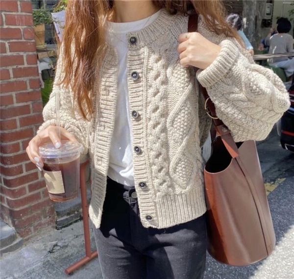 women's knits & tees 2021 winter casual long sleeve short cardigan women white knit sweater ladies elegant thick sweaters
women's knits & tees 2021 winter casual long sleeve short cardigan women white knit sweater ladies elegant thick sweaters