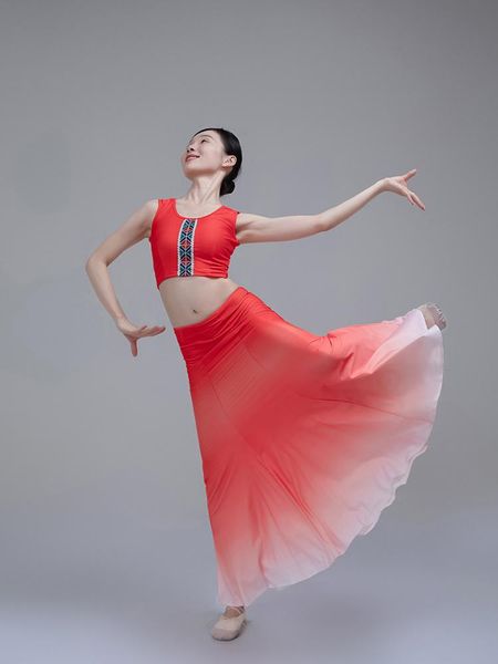 ethnic clothing dai dance costume female stage fishtail skirt minority xishuangbanna peacock practice, Red
ethnic clothing dai dance costume female stage fishtail skirt minority xishuangbanna peacock practice, Red