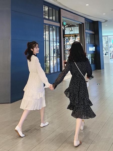 casual dresses 2021 dream dreamer spring pastoral wind bow wave little chiffon dress female asymmetric knee ruffle, Black;gray
casual dresses 2021 dream dreamer spring pastoral wind bow wave little chiffon dress female asymmetric knee ruffle, Black;gray