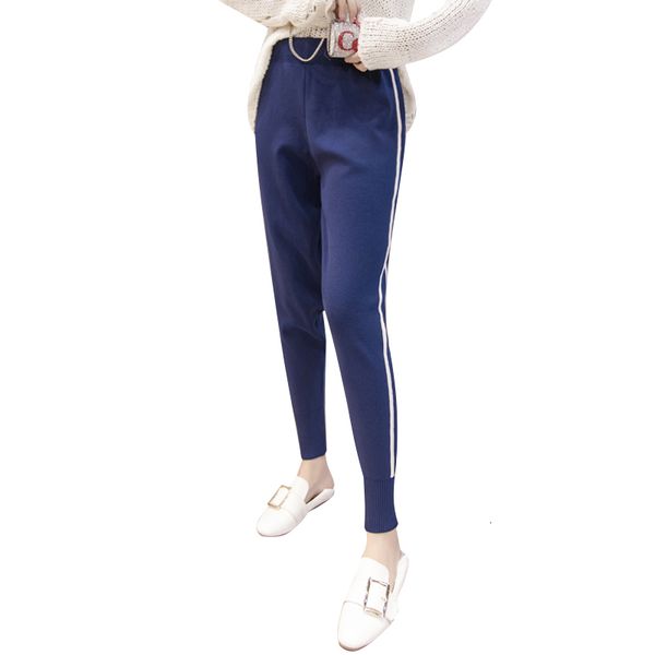female autumn and winter students nine points casual slacks white side tarja crochets radish buns sdan, Black;white
female autumn and winter students nine points casual slacks white side tarja crochets radish buns sdan, Black;white