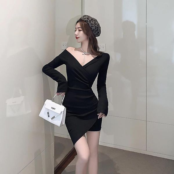 casual dresses spot scene shooting video ~ very autumn outfit v-neck accept waist irregular thin backing long-sleeved dress, Black;gray
casual dresses spot scene shooting video ~ very autumn outfit v-neck accept waist irregular thin backing long-sleeved dress, Black;gray